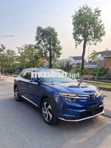 VinFast VF8 ECO/SDI 2023 Xanh Dương 28000 km