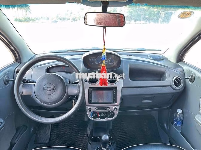 Chevrolet Spark 2010 màu bạc số sàn