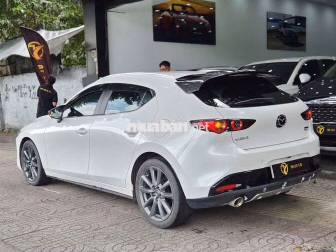 Mazda 3 Sport Premium 2023 1.5 Premium Trắng