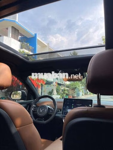 VinFast VF8 Plus 2023 Đen 81000 km