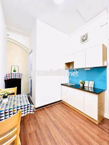 🏡Căn hộ Studio ban công rộng, NEW 100%, full nội thất, cách sân bay Tâ