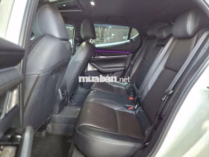 Mazda 3 Sport Premium 2023 1.5 Premium Trắng