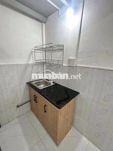 Mặt bằng kinh doanh chợ Đảo KCN Lê Minh Xuân giá 2tr5