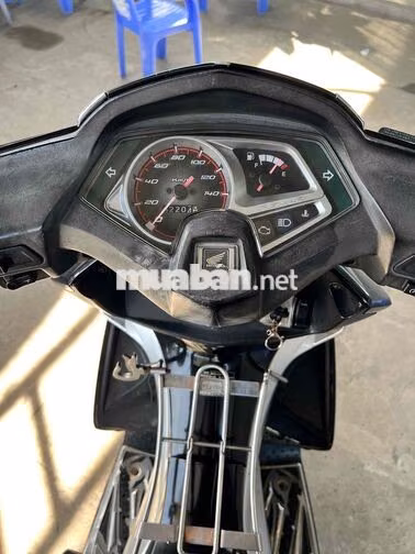 Honda Air Blade Fi 2010 Đen bạc bán có giao lưu