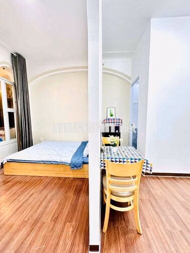 🏡Căn hộ Studio ban công rộng, NEW 100%, full nội thất, cách sân bay Tâ