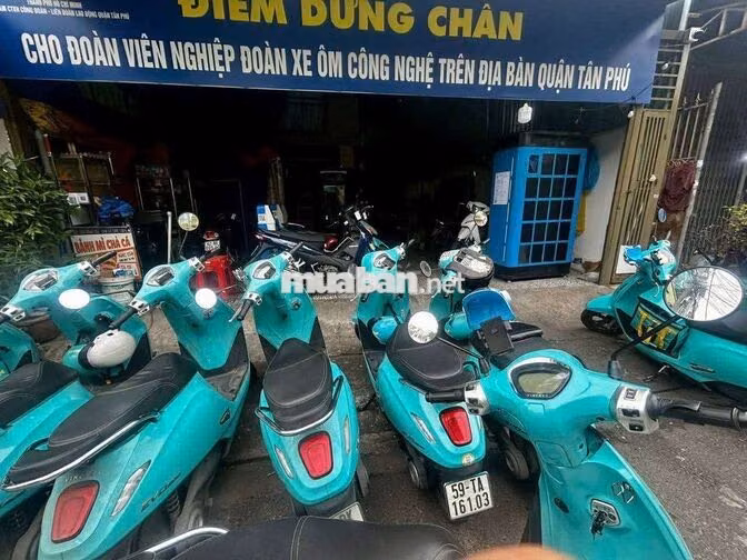 sang gấp cửa hàng cafe võng, sạc xe máy điện