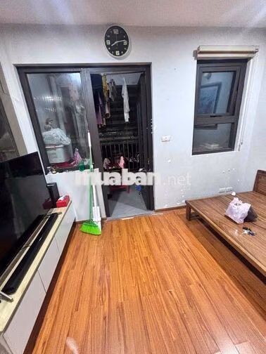 em cần cho thuê căn hộ ở chung cư pakexim 2 tây hồ có thương lượng