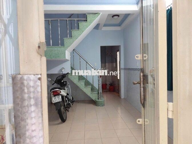 Cho Thuê Nhà 3pn góc hẻm ba gác, 1/ Ngô Gia Tự, P.2, Quận 10. 
