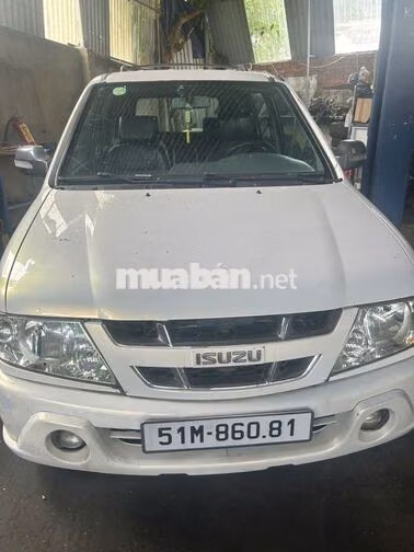 Isuzu Hi-Lander 2006 Trắng 8 chỗ
