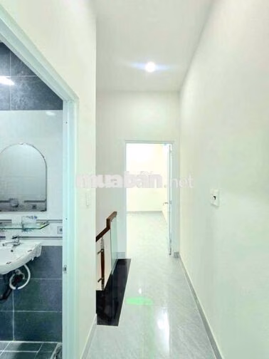 🔥🔥🔥nhà chính chủ 1 lầu , 4 phòng ngủ có phòng ngủ dưới đất🔥🔥🔥