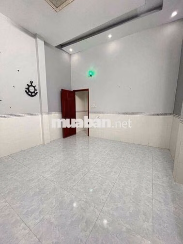 Nhà lầu 3 phòng hẻm 3/2 (gần Đại học Cần Thơ)