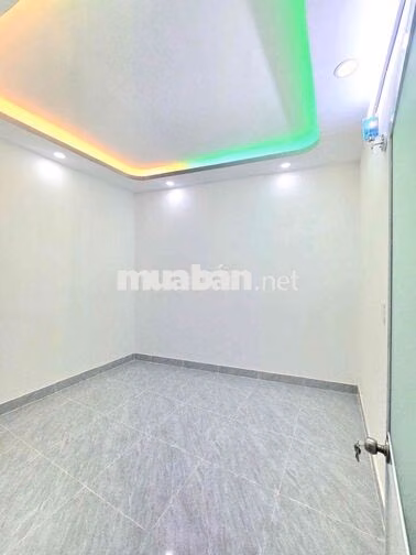 🔥🔥🔥nhà chính chủ 1 lầu , 4 phòng ngủ có phòng ngủ dưới đất🔥🔥🔥