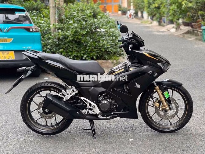 Winner X V4 Abs 2025 Đen nhám 5.000km bstp