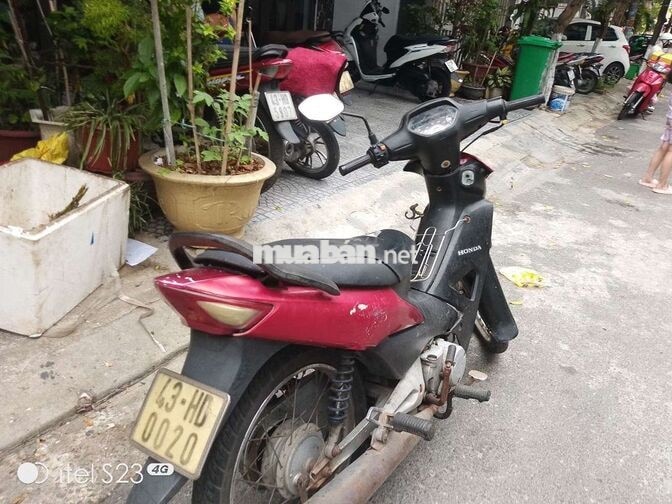 Honda 50cc Đỏ đen Nguyên zin êm ái
