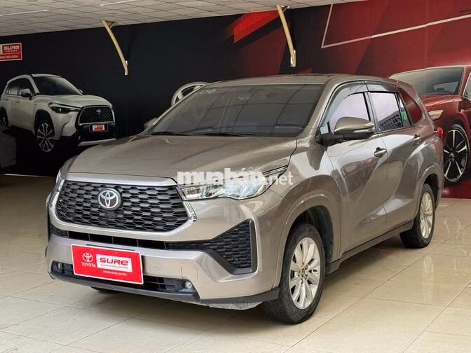 Innova Cross V 2024 - CTY XHĐ đủ - Giá Còn Giảm