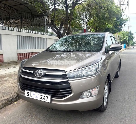 Toyota INNOVA 2019E Nâu đồng Số sàn Xe GiaĐình bán