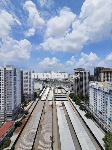 bán căn hộ cao cấp gold view Q4.