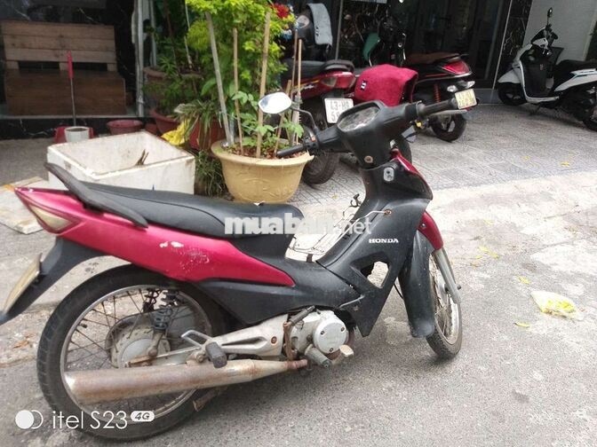 Honda 50cc Đỏ đen Nguyên zin êm ái