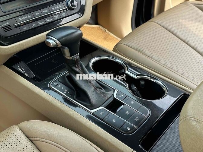 Kia Sedona 2018 2.2D full dầu model 2019