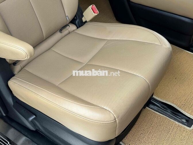 Kia Sedona 2018 2.2D full dầu model 2019