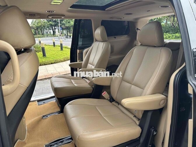 Kia Sedona 2018 2.2D full dầu model 2019