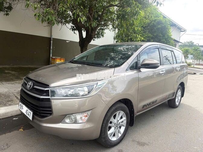 Toyota INNOVA 2019E Nâu đồng Số sàn Xe GiaĐình bán