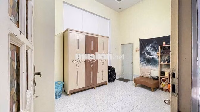 BÁN NHÀ SÂN VƯỜN GẦN CHỢ BÀ ĐIỂM, MT ĐƯỜNG 10M