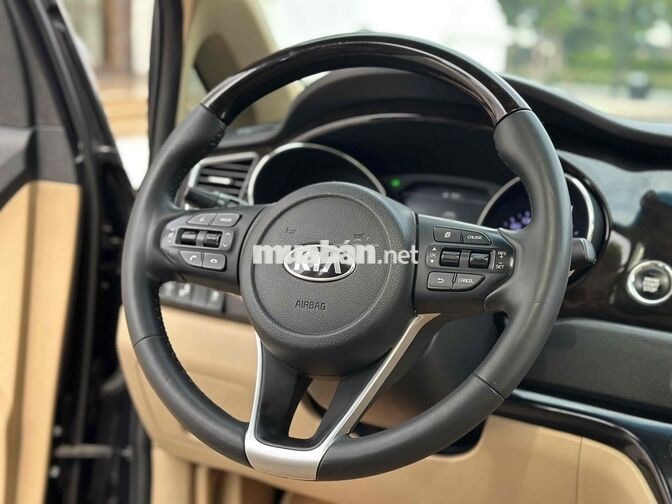 Kia Sedona 2018 2.2D full dầu model 2019