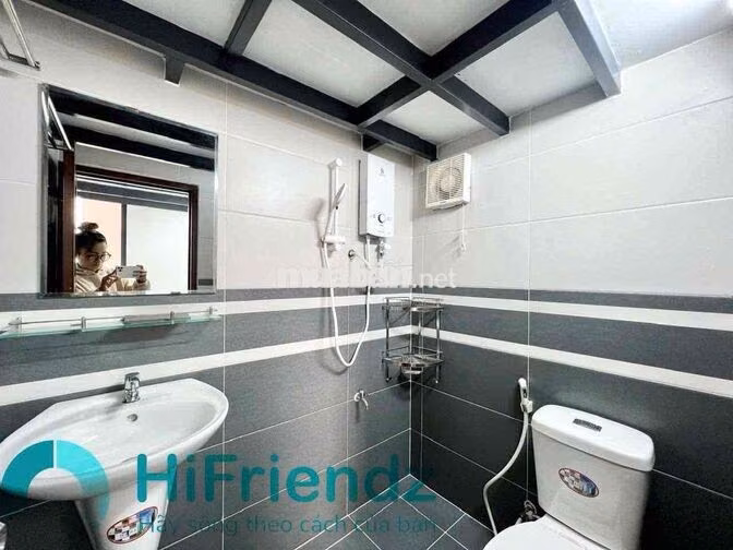 DUPLEX CỬA SỔ THOÁNG NHÀ MỚI- FULL NỘI THẤT- THANG MÁY- HOÀNG VĂN THỤ