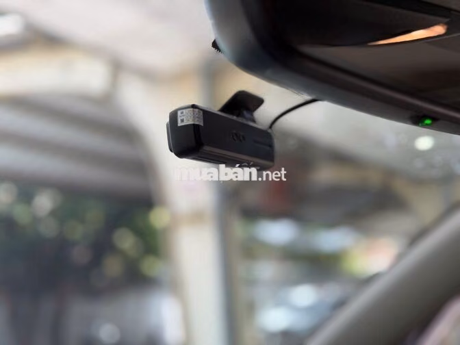 INNOVA CROSS 2.0V XHĐ ĐỦ - GIÁ CÒN GIẢM