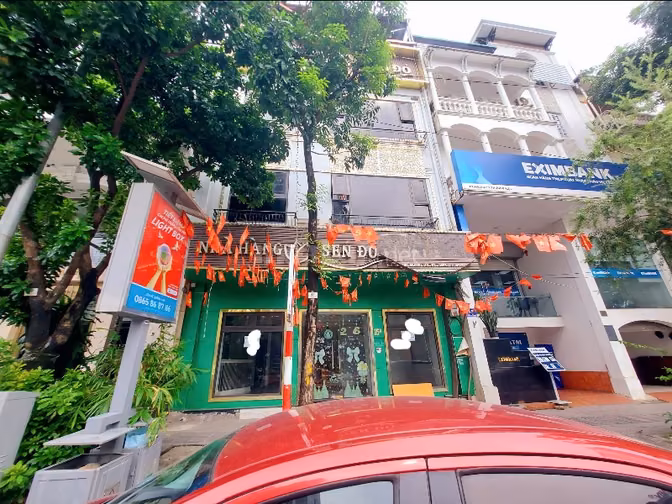 Cho thuê nhà 65m x 5 tầng ở Mặt Phố Liễu Giai