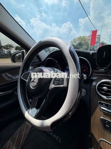 Mercedes C250 Exclusive 2018 Trắng