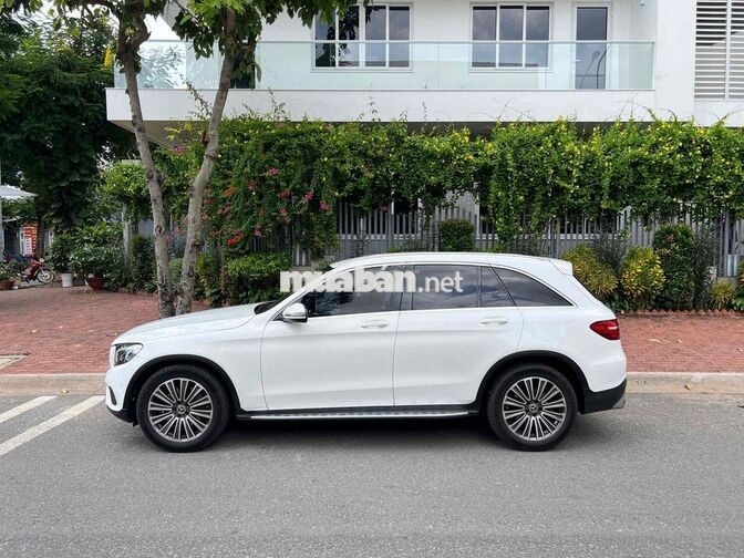Mercedes-Benz GLC 250 4Matic 2019 Trắng 8 vạn km