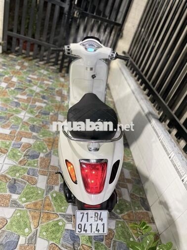 Piaggio Vespa Primavera 124cm3 Trắng