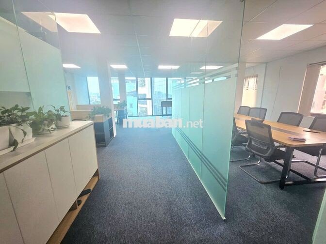 Cho thuê văn phòng mặt phố Phương Liệt. Dt 90m2, thông sàn, thoáng...