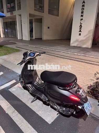 Piaggio Vespa Xám 124.5 cm3