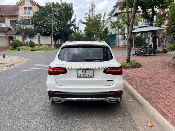 Mercedes-Benz GLC 250 4Matic 2019 Trắng 8 vạn km