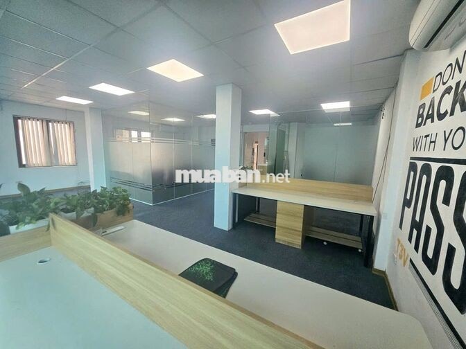 Cho thuê văn phòng mặt phố Phương Liệt. Dt 90m2, thông sàn, thoáng...