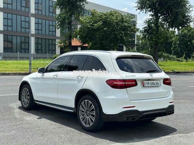 Mercedes GLC250 4matic 2020 Trắng Tự động 90000 km
