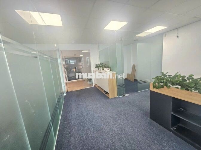 Cho thuê văn phòng mặt phố Phương Liệt. Dt 90m2, thông sàn, thoáng...
