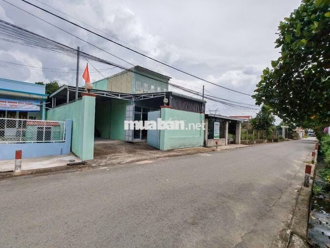 Cho thuê kho xưởng giá tốt Huỳnh Thị Hiếu dx124