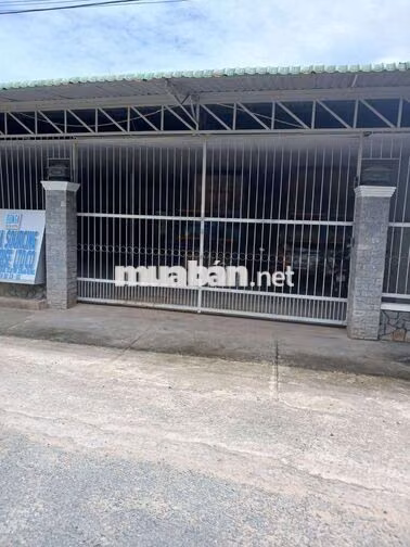 Cho thuê nhà xưởng rộng 1700m² làm xưởng may, xưởng sản xuất