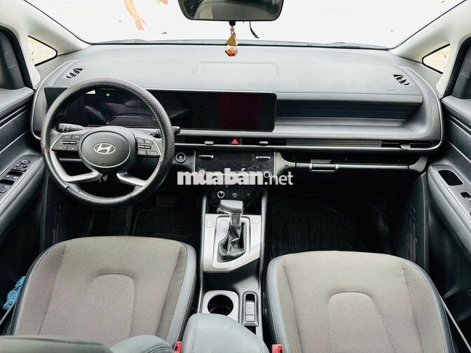 Hyundai StarGazer 2026 Trắng Tự động 21.000 km