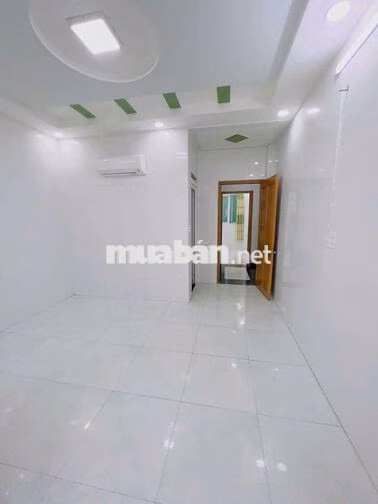 cho thuê nhà sạch đẹp 3.5 tấm hẻm xe hơi 1122 Quang Trung Gò Vấp 15tr