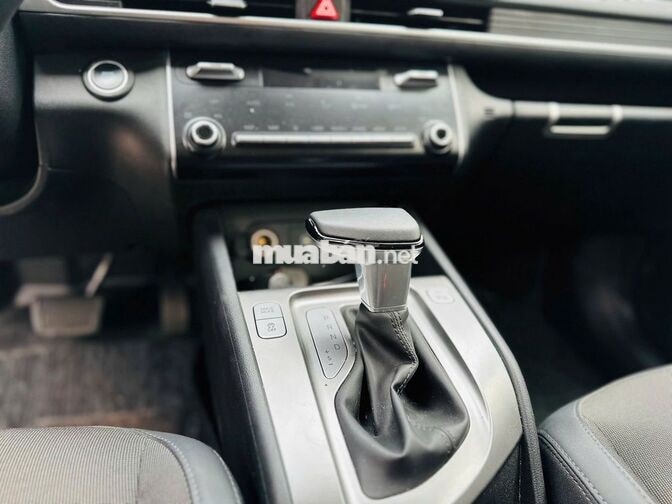 Hyundai StarGazer 2026 Trắng Tự động 21.000 km