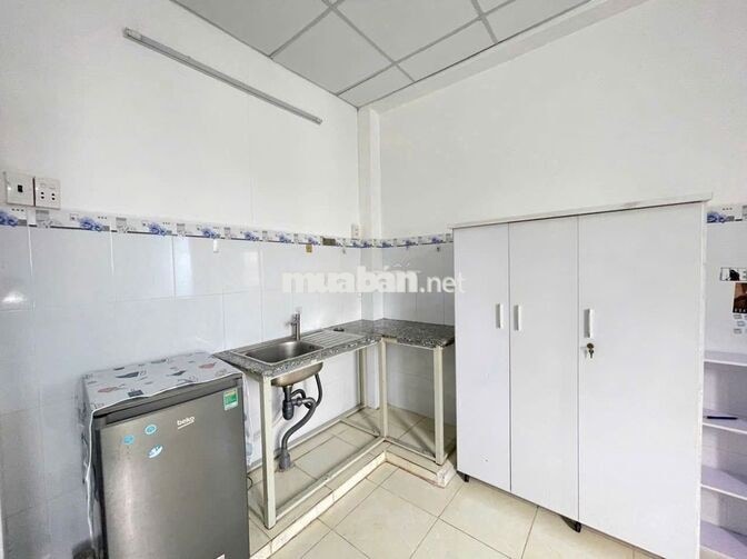 Phòng banol full nt. Trần Bá Giao, P An Nhơn - full nt chỉ 4tr