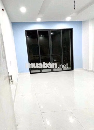 🇻🇳Nhà Thơm, 2L, 2PN, 2WC, Mặt Tiền Đường Nguyên Hồng, P11, Bình Thạnh