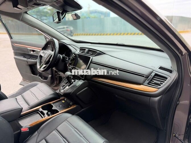 Honda CR-V L 2020 Titan 6.8 vạn km