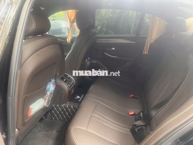 VinFast LUX A2.0 Turbo 2021 Đen 12.062 km