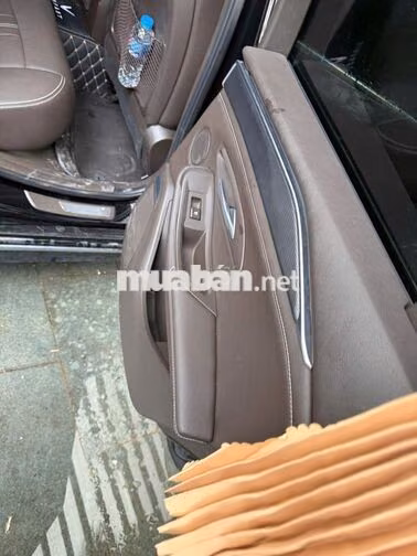 VinFast LUX A2.0 Turbo 2021 Đen 12.062 km